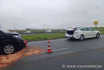 Lichte verkeershinder na kop-staartaanrijding op afrit E403