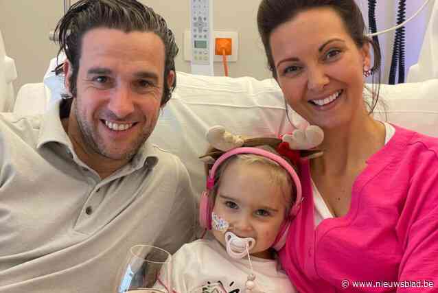 Zieke Rachèle (3) heeft stamceltransplantatie achter de rug, opgeluchte ouders paar weken mee in quarantaine: “We maken er hier het beste van”