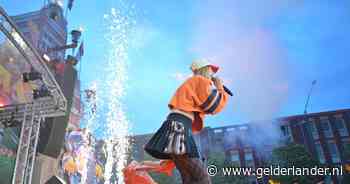 LIVE Koningsnacht in Arnhem | Een exclusief kijkje in de commandopost • Feesten losgebarsten