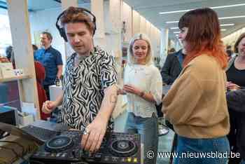Muziek, lekker eten en tatoeages: De Vos & Marie en Haarpaleis vieren samen vijftiende verjaardag