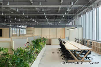 Genesis Headquarters Office / COM