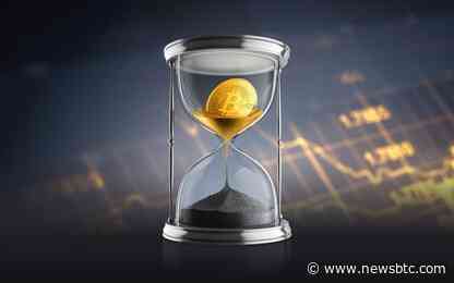 Timing The Breakout: When Will Bitcoin Escape The Post-Halving Consolidation?