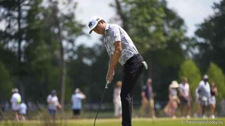 McIlroy, Lowry tied for lead in Zurich Classic; Hadwin and Taylor one shot back