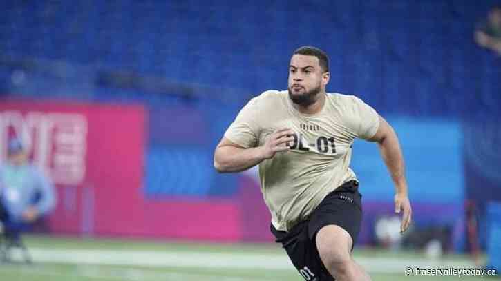 Arizona Cardinals take Canadian Adams in third round of NFL draft