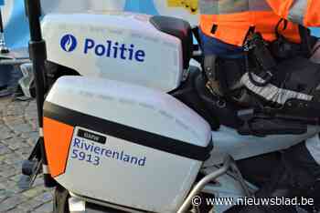 Politie haalt meer dan twintig hardrijders meteen uit het verkeer: “Wijzen hen ook op hun overtreding”