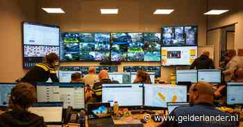 Hoe vanuit een commandopost ervoor wordt gezorgd dat we veilig kunnen feesten in de Arnhemse binnenstad