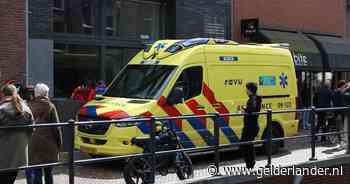 Aanrijding tussen fatbiker en voetganger in druk stadscentrum tijdens Koningsdag