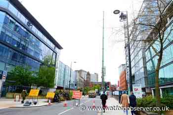 Clarendon Road shut for crane dismantling after tower built