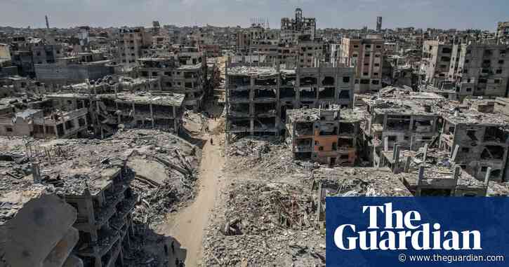 Gaza’s 37m tonnes of bomb-filled debris could take 14 years to clear, says expert