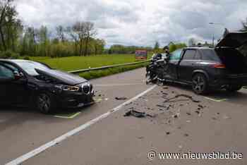 Bestuurster in shock na zware botsing