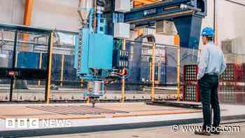 Giant 3D printer that can build a house goes live