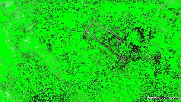 Watch: Burglary attempt at Chicago bakery does not go as planned