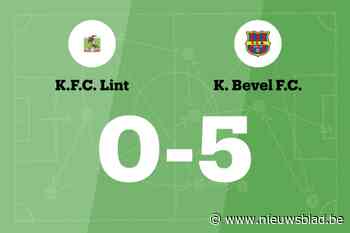 Van Den Schoor maakt er drie voor Bevel B in wedstrijd tegen Lint
