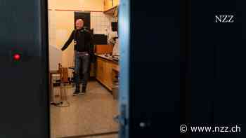 Die Schweizer Fotochemie war Weltklasse, aber unrentabel. Nun beginnt in Freiburg ein neues Kapitel