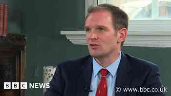 Conservative MP Dan Poulter defects to Labour