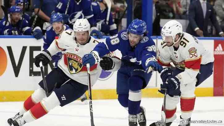 Stamkos scores twice, Lightning avoid elimination with 6-3 win over Panthers