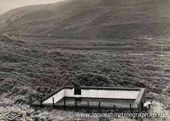 Can you help identify mystery well photographed in Fifties?
