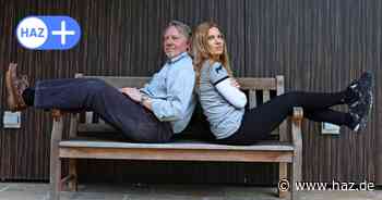 „Wischmeyers Stundenhotel“: Dietmar Wischmeyer und Tina Voß bringen Podcast in Hannover ins Aegi