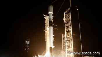 SpaceX launches Falcon 9 rocket on record-tying 20th mission (video)