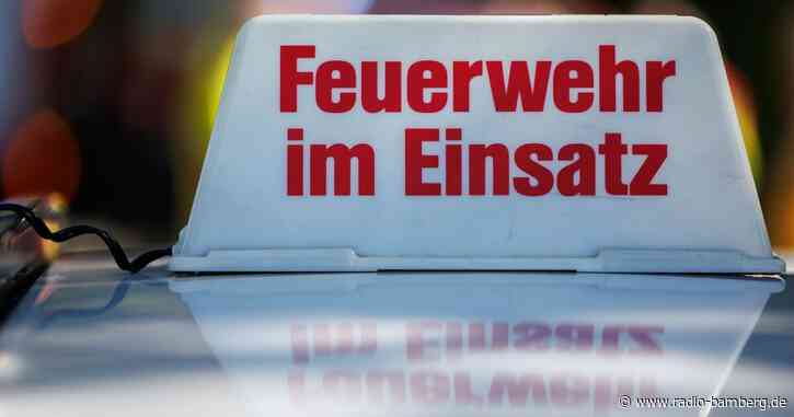 Auto durchbricht Absperrung – Feuerwehrmann angegriffen