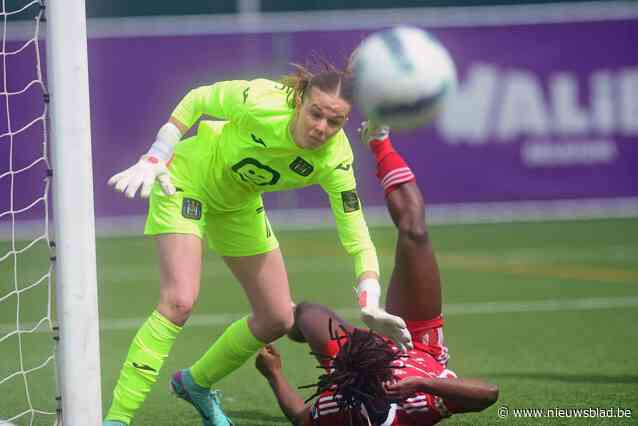 16-jarige Aude Waldbillig pakt clean sheet en bezorgt onthoofd Anderlecht belangrijk punt: “Blij dat we onze leidersplaats vasthouden”
