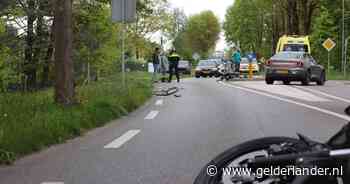 Fietser en motorrijder met spoed naar ziekenhuis gebracht na ernstig ongeval in Oss
