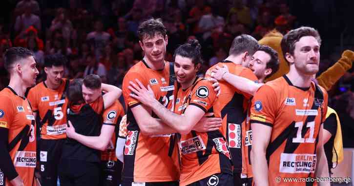Showdown in Berlin: Volleys holen vor 8500 Fans den Titel