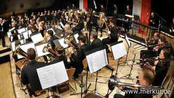 Jahreskonzert der Stadtkapelle: Ein Amboss fürs Jubiläumsständchen