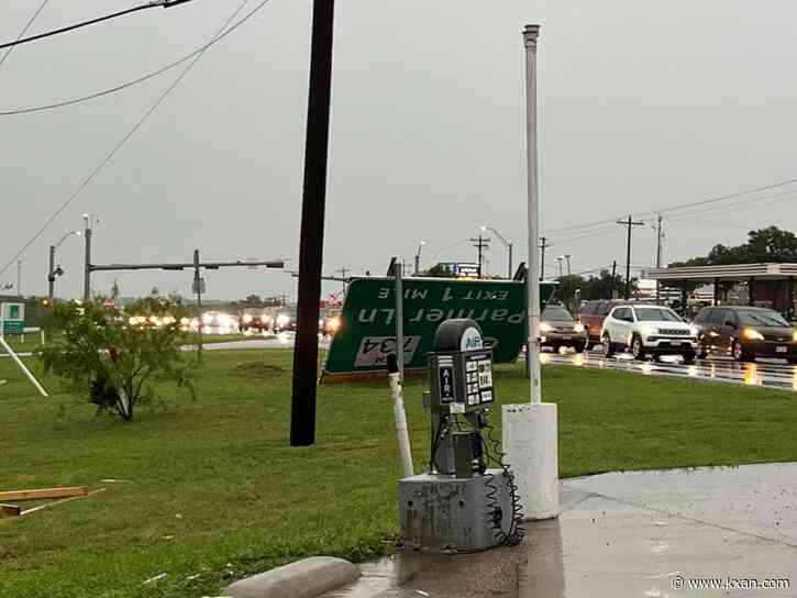 BLOG: Tornado warning, wind damage reported in Central Texas as storms blow through