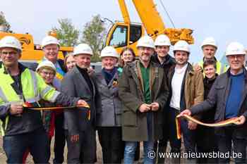 Eerste Belgische schuimwijn binnen 2 jaar op de markt dankzij wijndomein van Pieter en Nathalie in Bredene