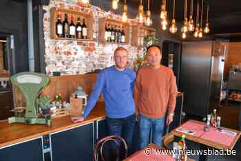 Matthijs en Simon blazen nieuw leven in ‘t Spaghettihuis: “dit unieke concept mochten we niet laten verdwijnen”