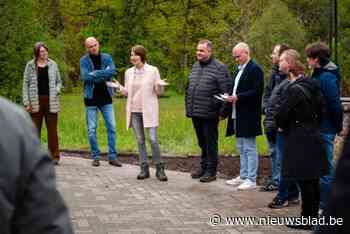 Stad frist park op met nieuwe picknickbanken en fiets- en wandelbrug