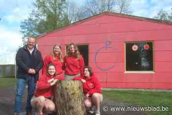 Bijkomende berging, een nieuwe dak en nieuwe verwarming voor Chiro Komkomerin: “We zijn erg blij met deze aanpassingen”