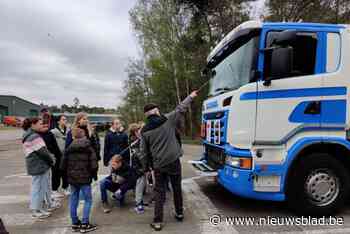 Leerlingen nemen deel aan verkeersactieweek met fietsexamen en behendigheidsparcours