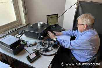 Wat ijzerdraad en een morsetoestel: meer heb je niet nodig voor contact met mensen aan de andere kant van de aardbol