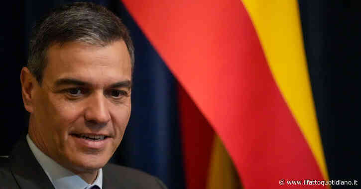 Spagna, la “pausa di riflessione” di Sánchez fa volare i socialisti nei sondaggi: il Psoe torna primo e stacca di quasi dieci punti i popolari