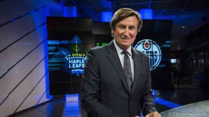 ‘I feel honoured to say I was his friend’: Wayne Gretzky remembers Bob Cole