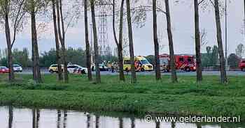 Ongeval op de A12: weg dicht, traumahelikopter landt op de snelweg