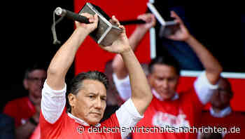 Massenprotest bei Thyssenkrupp: Mitarbeiter kämpfen um ihre Zukunft