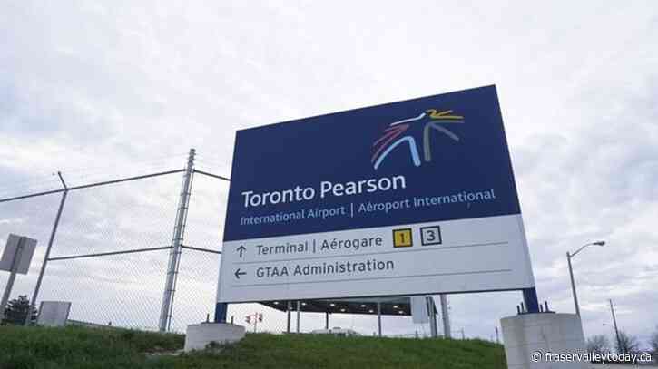 Gate Gourmet employees to head back to work after ratifying tentative deal