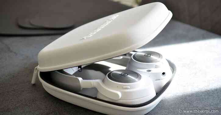 SteelSeries’ improved Arctis Nova Pro Wireless headset is also great in white