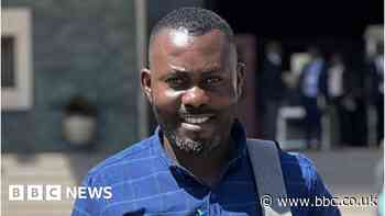 Migrants hit by high fees to send money home