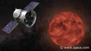 NASA's TESS exoplanet hunter may have spotted its 1st rogue planet