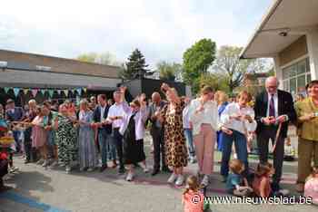 IN BEELD. Schoolfeest bij kleuterschool ’t Singeltje voor nieuwe klassen en groene speelplaats