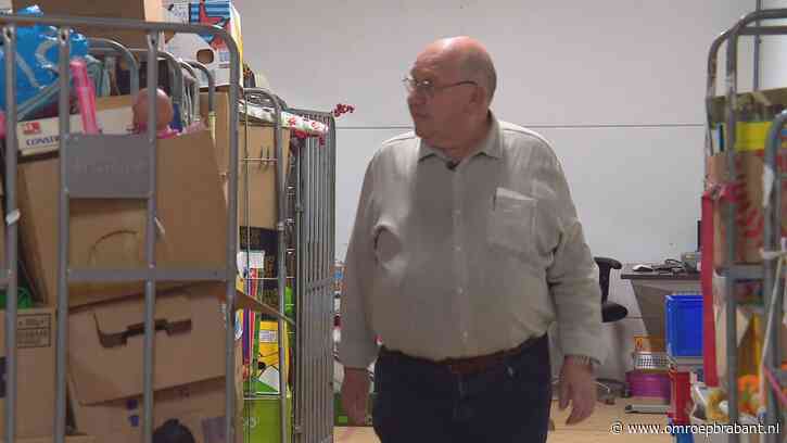 Kringloopwinkel wordt overspoeld met overgebleven spullen van Koningsdag