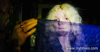 Jessica Pratt’s Timeless Folk Music Is Evolving. Slowly.