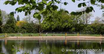 Een duik in een recreatieplas met PFAS? Dat lijkt het RIVM niet gezond en niet verstandig