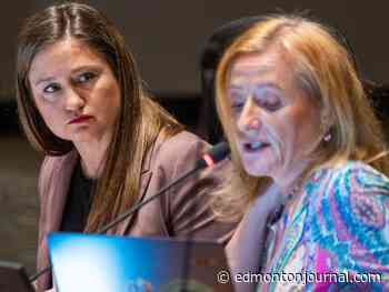 Edmonton Public Schools trustees vote in favour of having police in schools under direction of superintendent