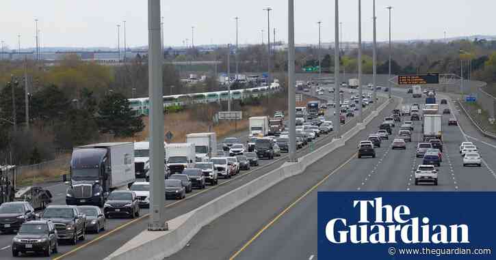 Ontario: grandparents and infant killed in wrong-way police pursuit crash