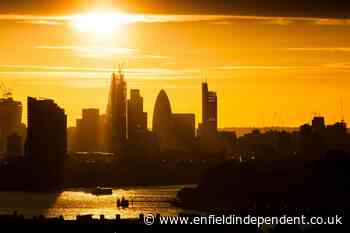 London weather to get hotter as days  above 30C  to increase